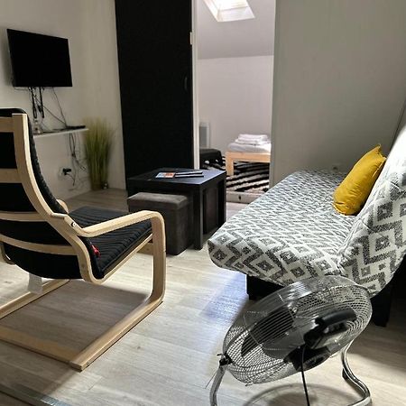 Petit Appartement T2 A 5 Min De La Gare Bordéus Exterior foto